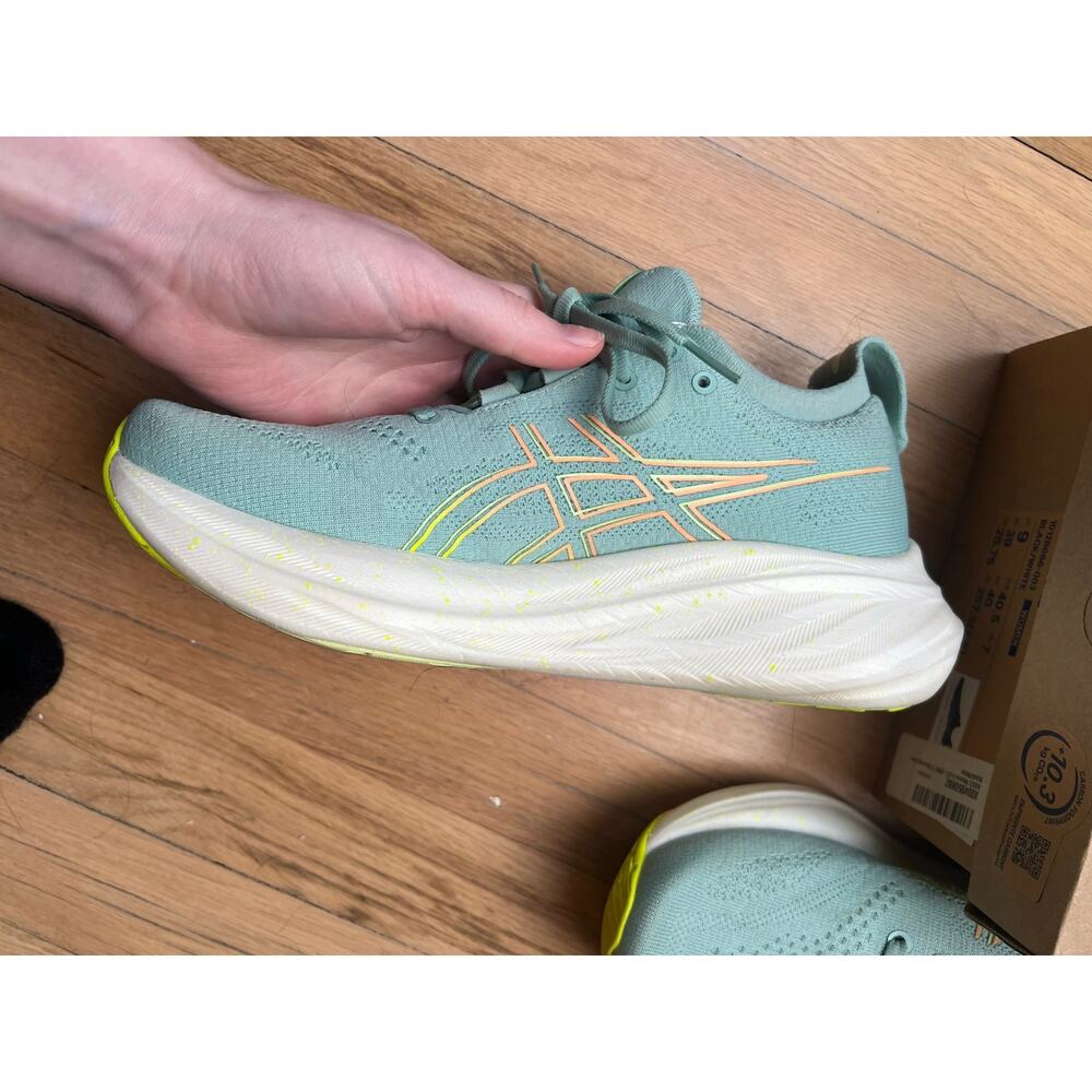 Asics GEL Nimbus 26 Running Shoes Sneakers Light Celadon Safety Yellow Women's 8 - Picture 3 of 13